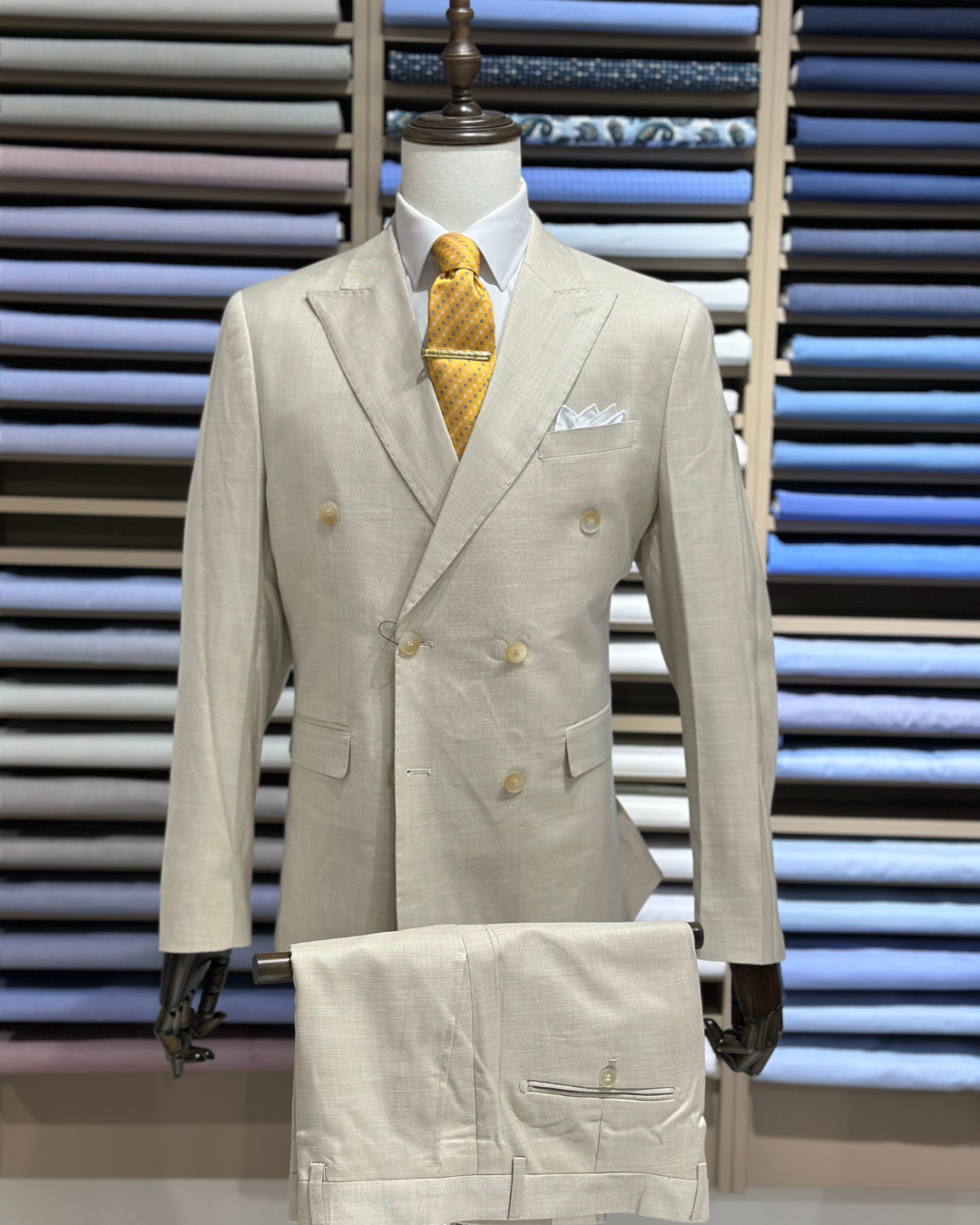 Abito Completo Doppiopetto Beige