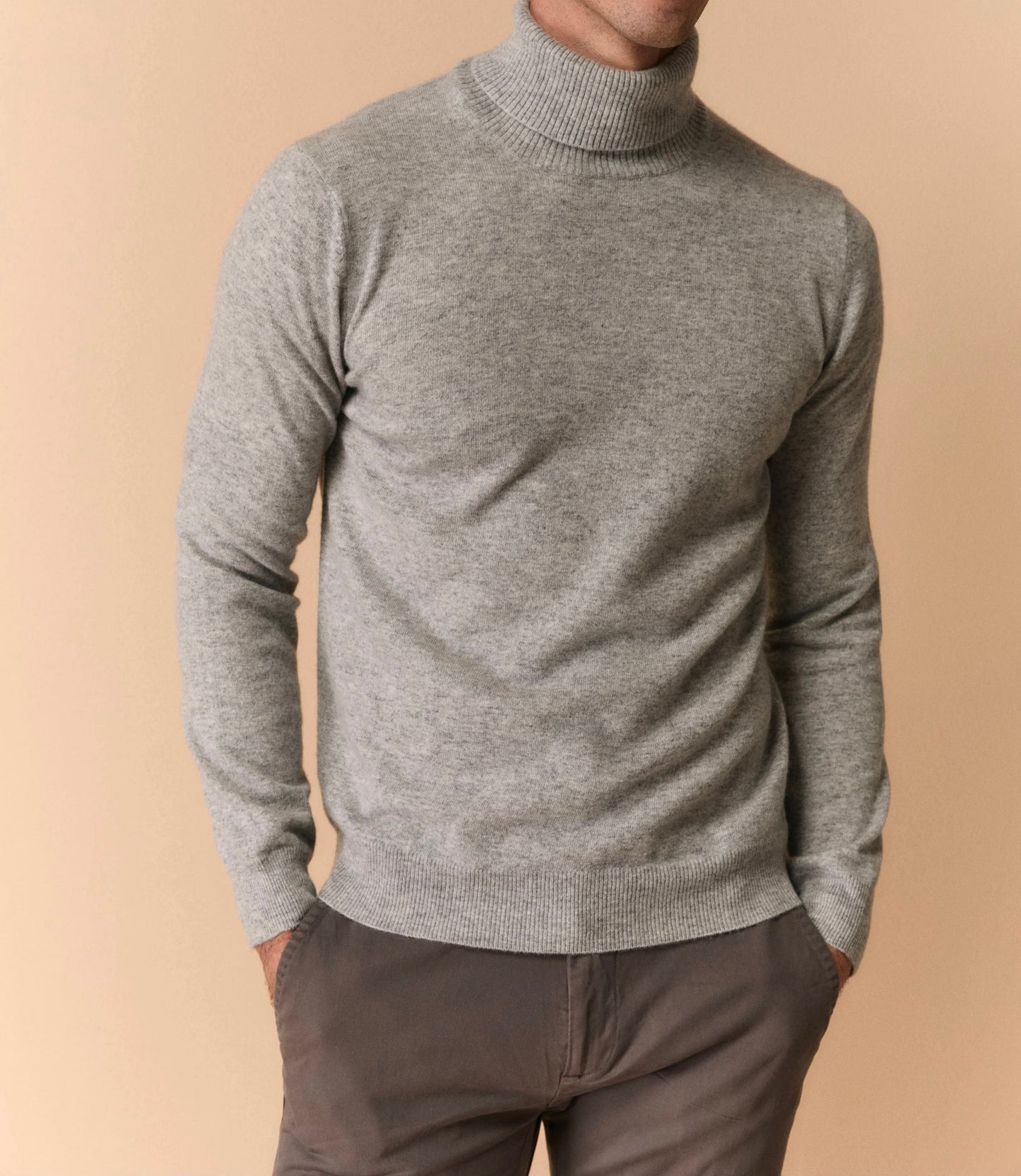 NUOVO DolceVita Grigio mano CASHMERE